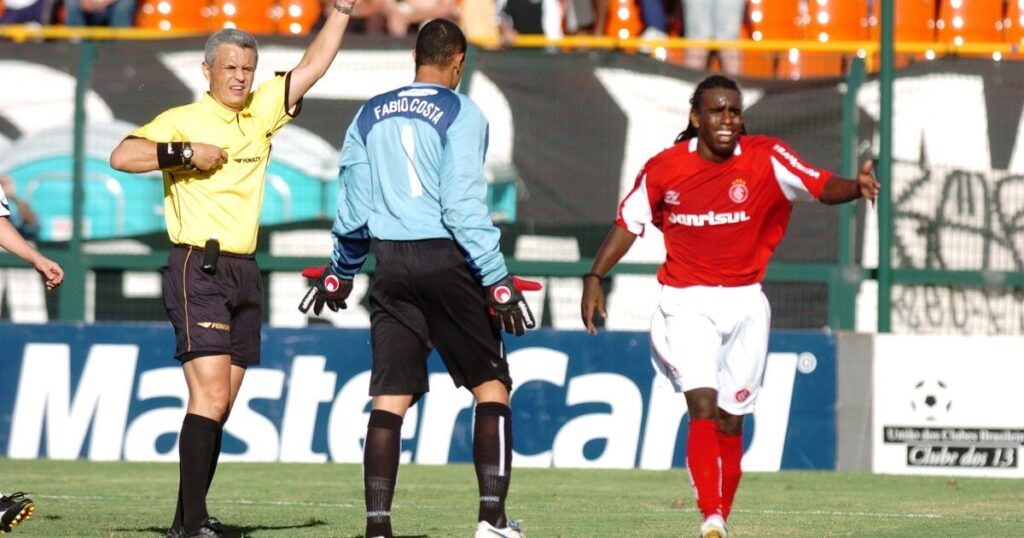 Internacional prepara ofensiva histórica para reivindicar reconhecimento do Brasileirão de 2005