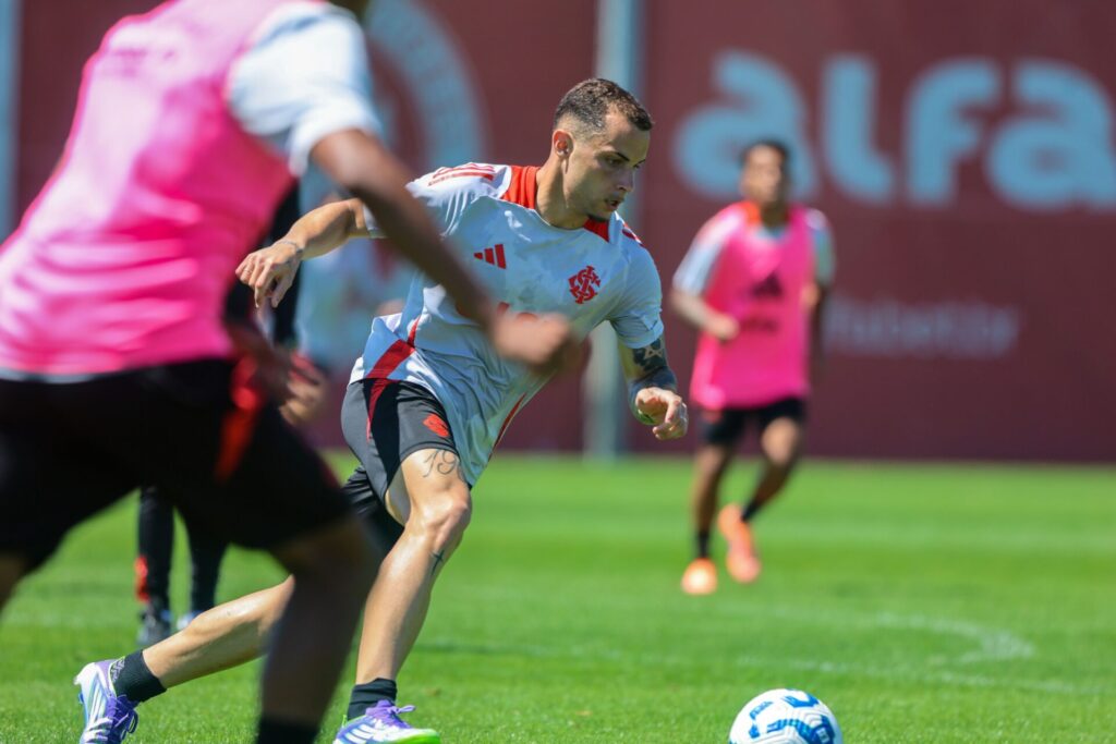 Promessa decide! Internacional vence o Gaúcho em jogo-treino com gol de joia da base