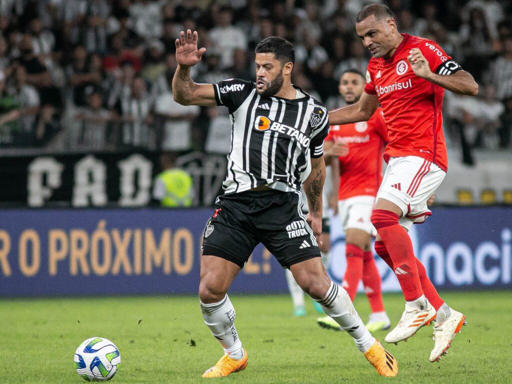 Internacional quer revanche contra o Atlético-MG e aposta no Beira-Rio lotado