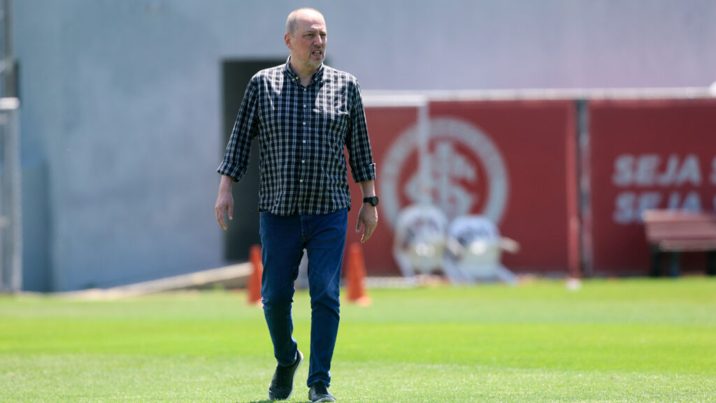 Alexandre Barcelos presidente do Inter faz promessa para torcida colorada