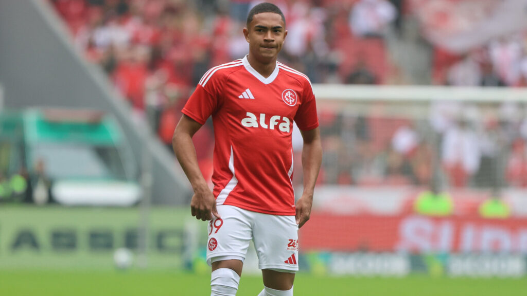 Inter prepara ajustes finais em contrato de jogador pretendido por Orlando City: "US$ 5 milhões"