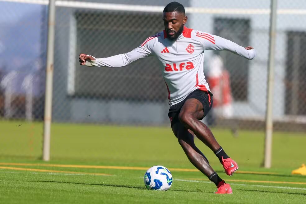 Inter terá reforço para o duelo contra Vitória no Barradão