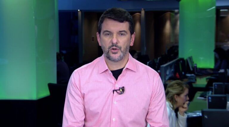 Comentarista não poupa críticas a Ramón Díaz por episódio inusitado no Internacional: "Uma postura mais rigorosa"