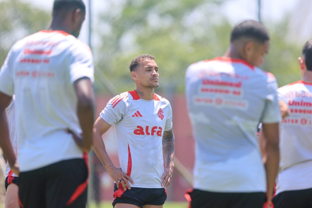 Internacional ajusta rotina e arma últimos detalhes para duelo decisivo no Castelão