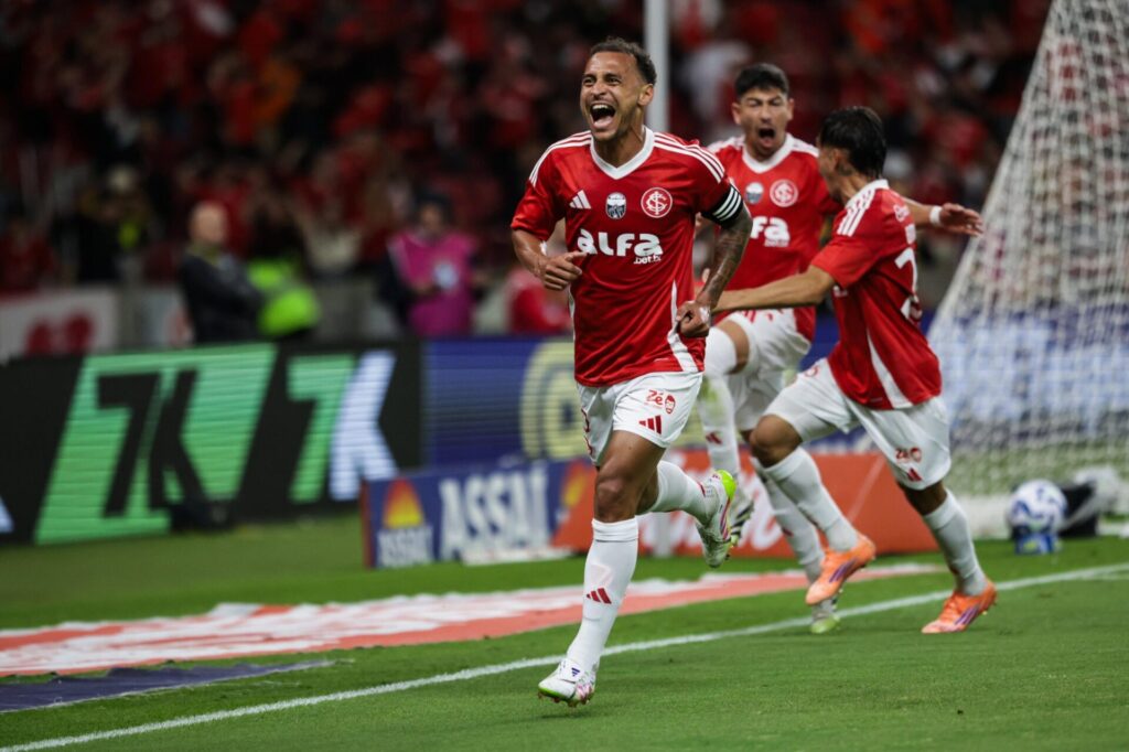Inter perde chance de respirar, empata com o Santos no Beira-Rio e segue próximo ao Z4