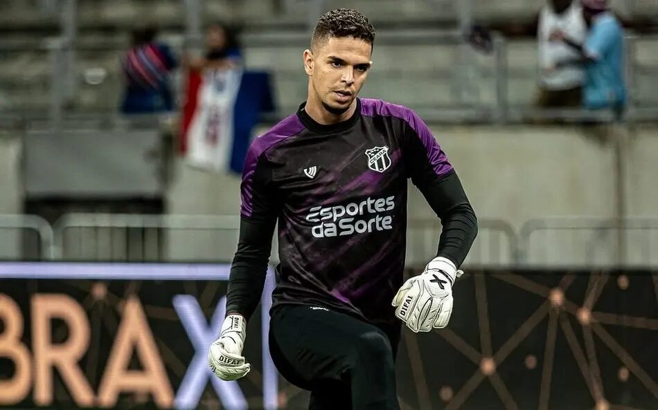 ‘Podem falar o que quiserem!’ Goleiro do Ceará rebate crítica de jornalista do Internacional