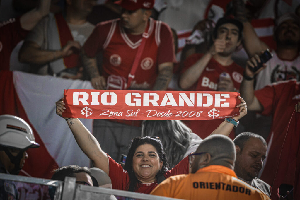 Inter vive nova turbulência e árbitro relata tentativa de invasão: “Situação tensa na Vila”