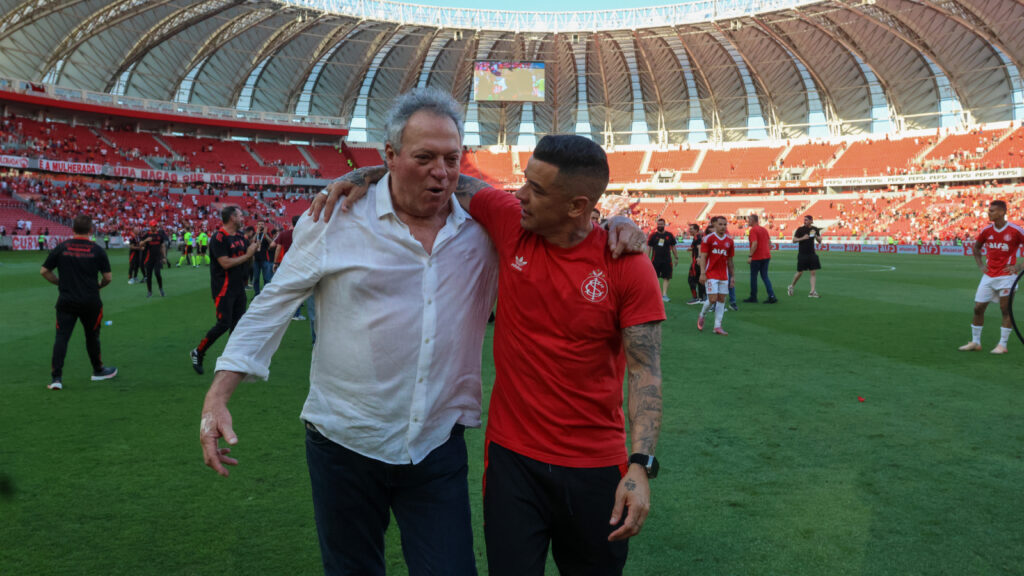 D’Alessandro e Abel Braga