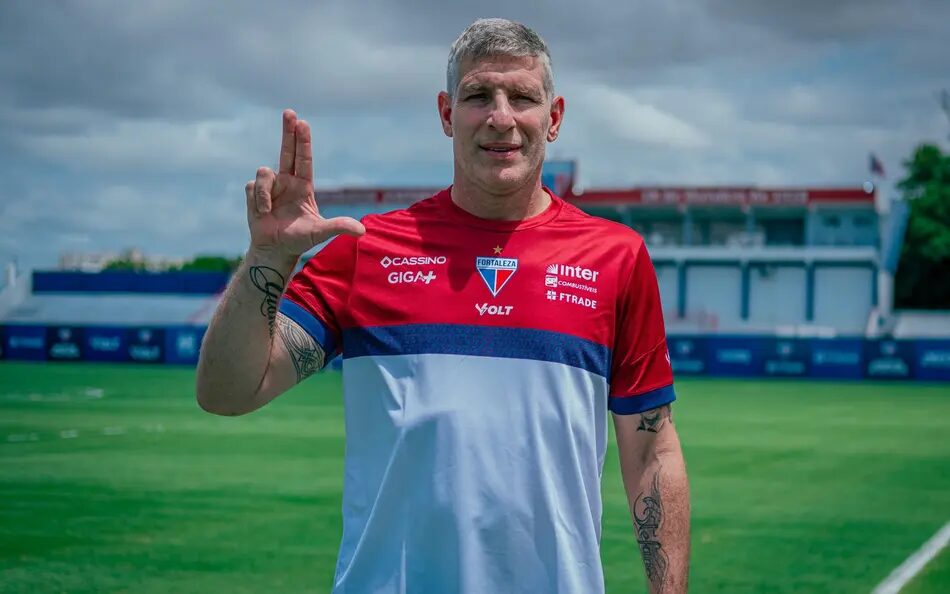 Inter faz sondagem por técnico de peso do futebol argentino para 2026