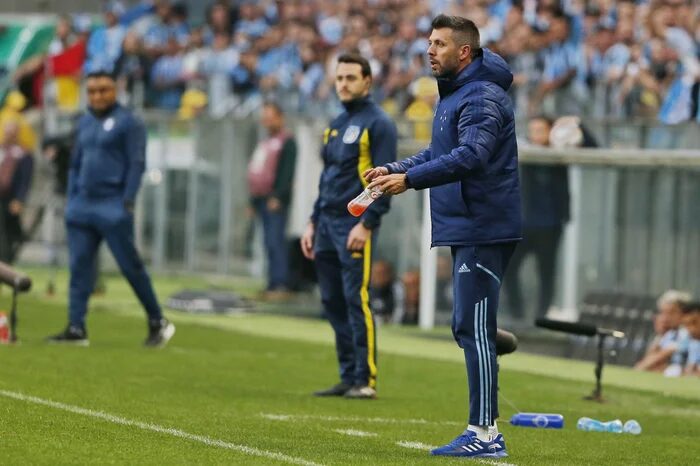 Veja o retrospecto do novo técnico do Inter contra o Grêmio