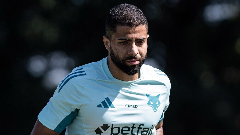 Inter mira reforço na zaga e negociação com Cruzeiro ganha novo capítulo