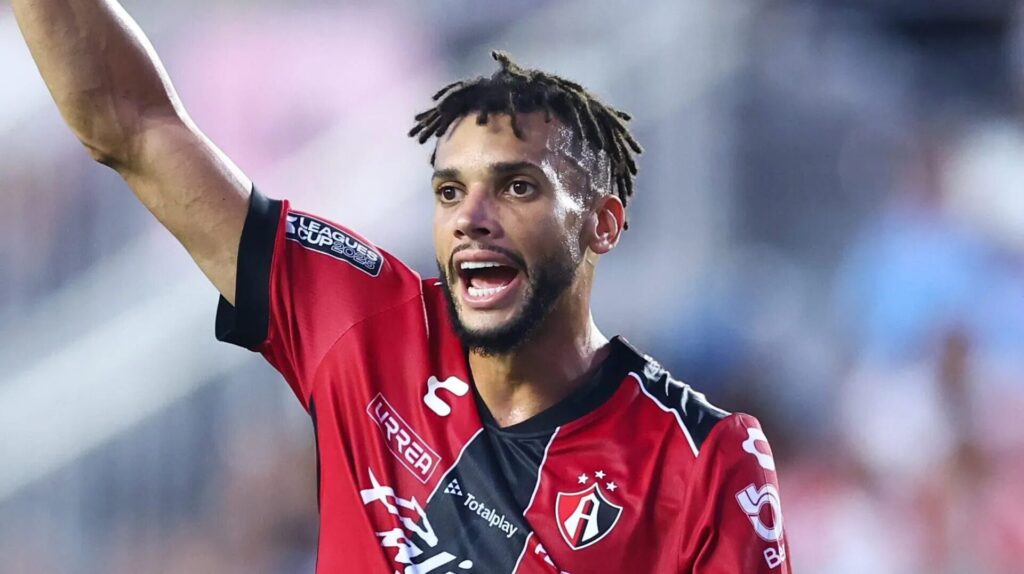 Inter mira retorno de zagueiro do México e abre conversas por reforço para 2026