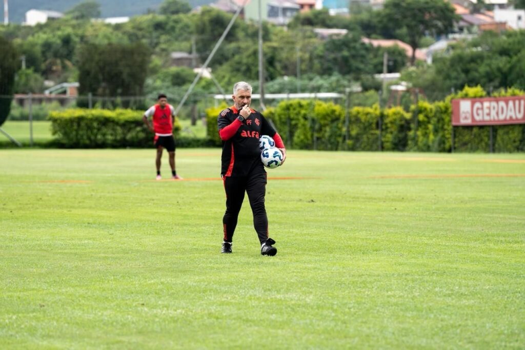 Inter testa formação ousada para largada do Gauchão 2026