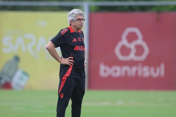 Inter pode ter retorno histórico nos bastidores após convite de Abel Braga