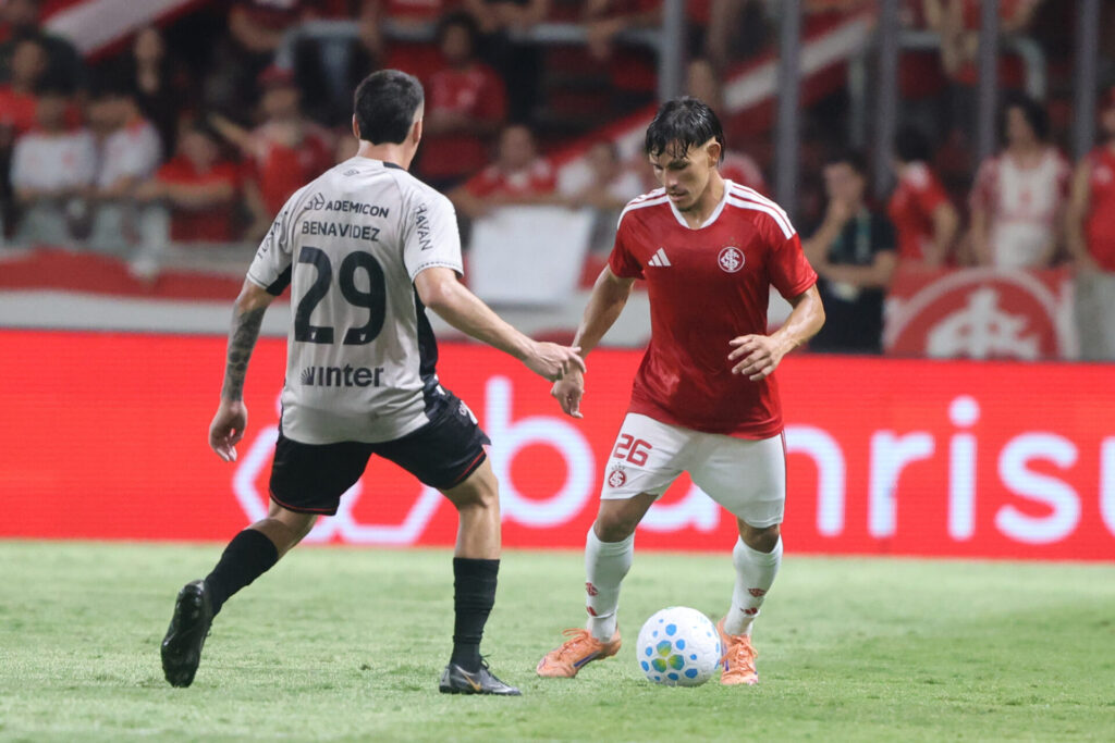 Inter liga o sinal de alerta logo na largada do Brasileirão, aponta Vaguinha