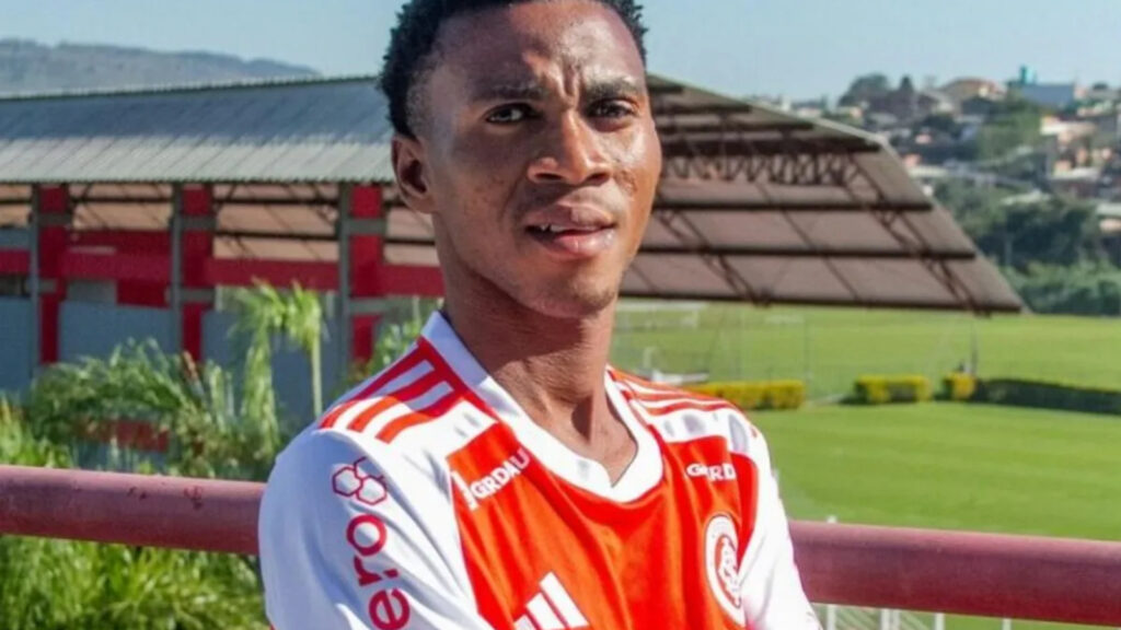 Jovem do Inter chamou a atenção de Abelão e vai disputar o gaúchão 2026