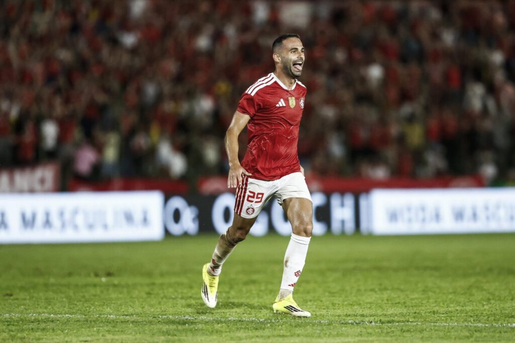 Inter atropela em Erechim, quebra tabu histórico e deixa vaga na final do Gauchão muito bem encaminhada