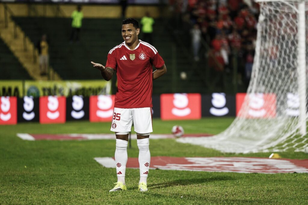  Inter atropela na semifinal e elenco compra a ideia de Pezzolano